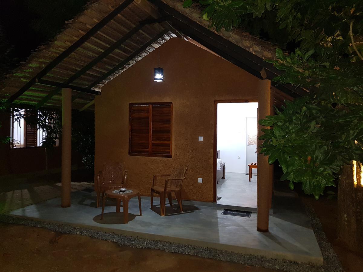 Tangalle Bay Cottages Exterior photo